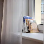 Butas #stayhere - Modern &