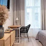 #stayhere - Modern & Vilnius