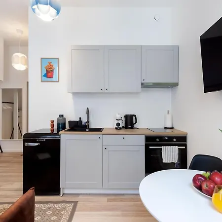 #stayhere - Modern & Vilnius