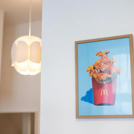 #stayhere - Modern &