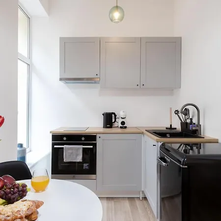 #stayhere - Modern & Apartmán *