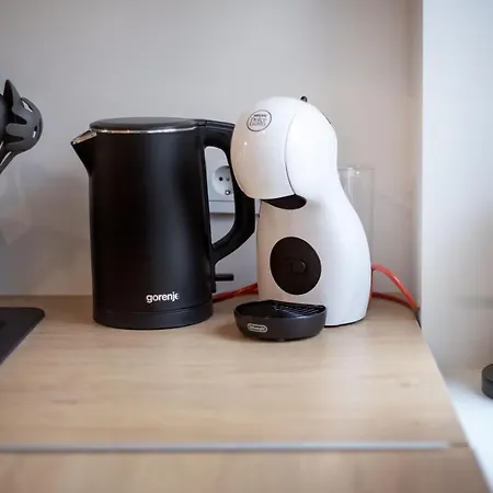 #stayhere - Modern & *